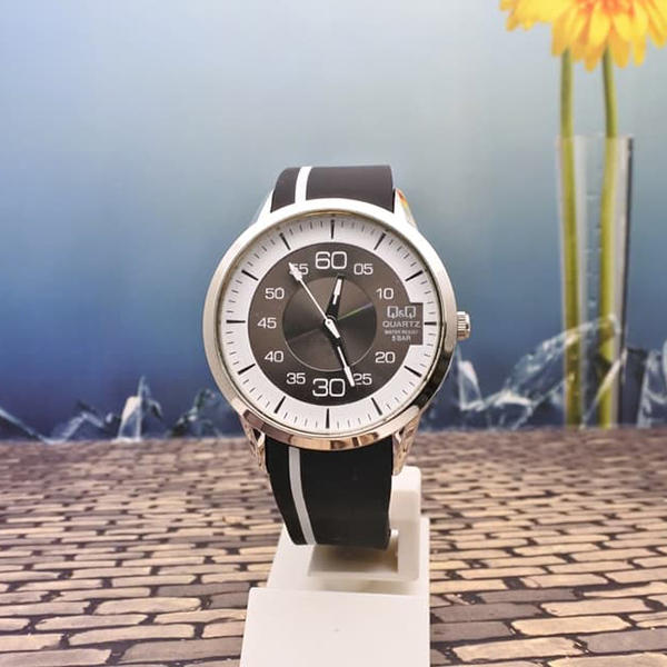Đồng Hồ Nam Q&Q QQ-Q982J302Y