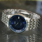 dong-ho-qq-qq-s288j212y