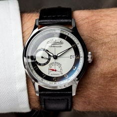 dong-ho-atlantic-swiss-at-537824123