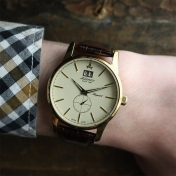 dong-ho-atlantic-swiss-at-563504591