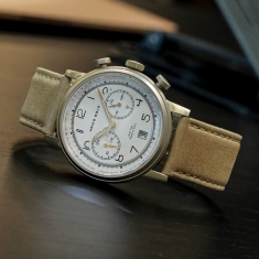 dong-ho-aries-gold-ag-g1025-g-w