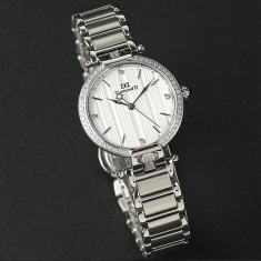 dong-ho-diamond-d-dm1001s