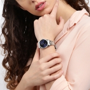 dong-ho-qq-qq-s295j202y