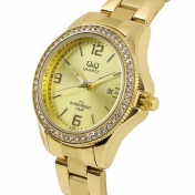 dong-ho-qq-qq-ca07j801y